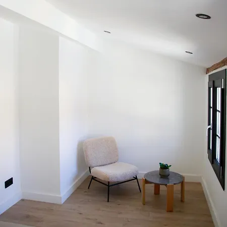 3p Avec Terrasse Dans La Vieille Апартаменты